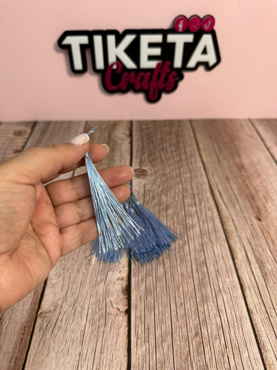 ������- ����